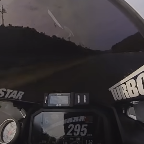 Watch Souped-Up Kawasaki ZX-4R hit 183mph | Visordown